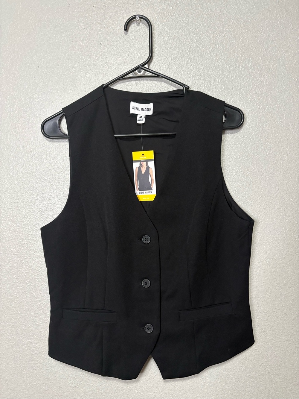 Steve Madden Black Tailored Suiting Vest V-Neck Button Front NWT Size Medium